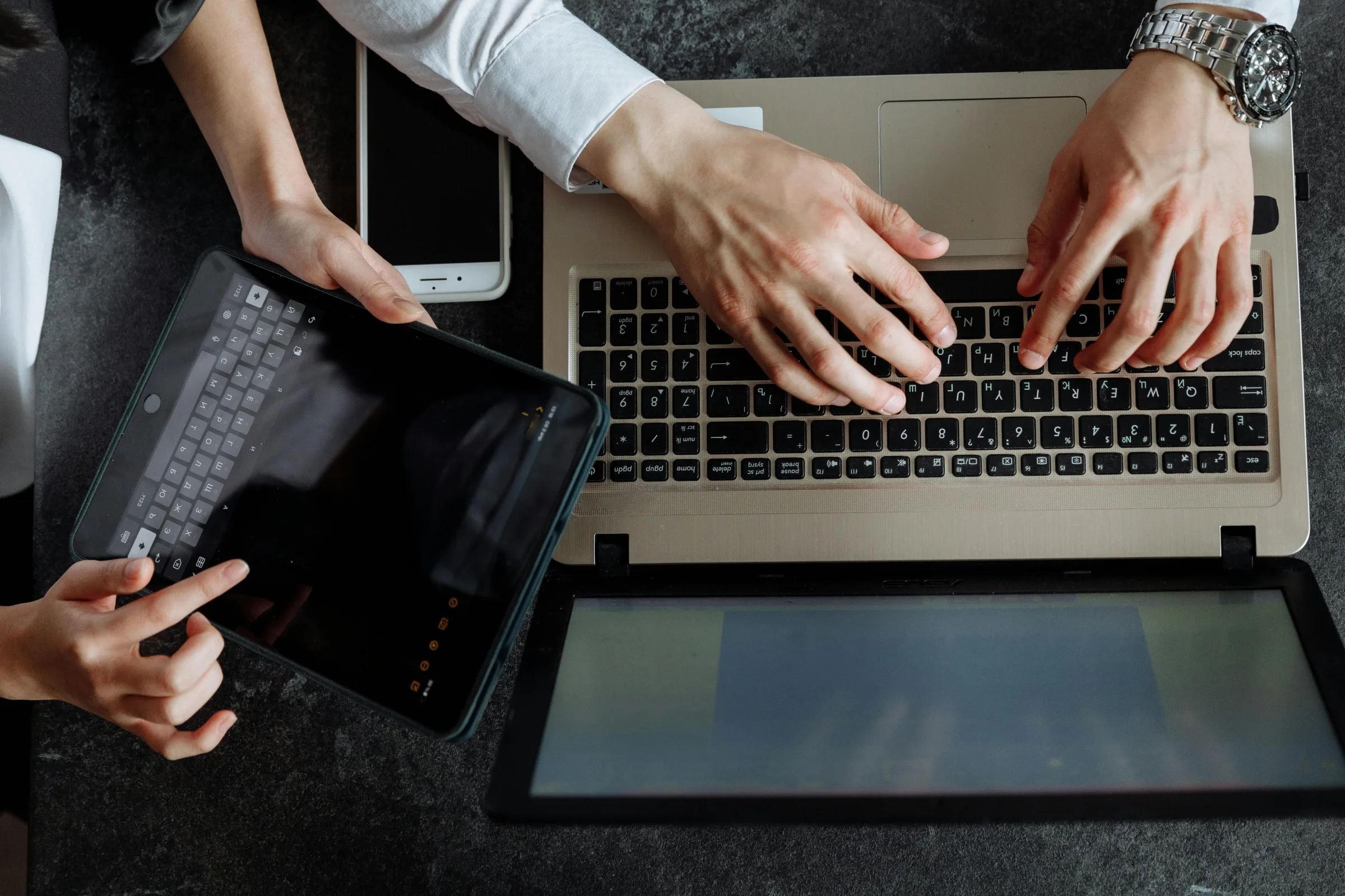 Automotive App Cuts Data Entry & Grows Digital Orders